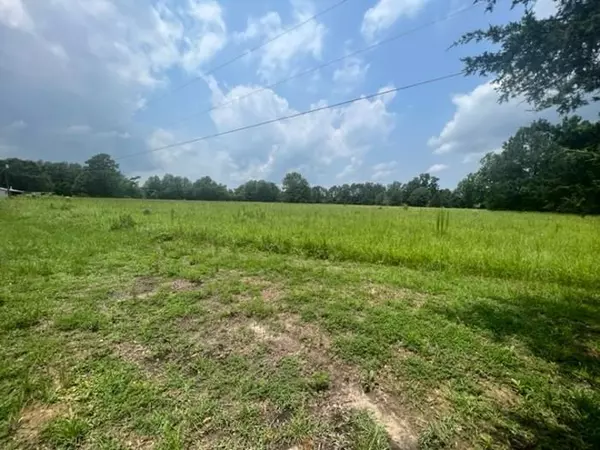 360 Private Road 8197, Buna, TX 77612