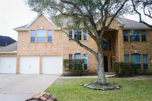 3902 Houston Lake DR, Pearland, TX 77581