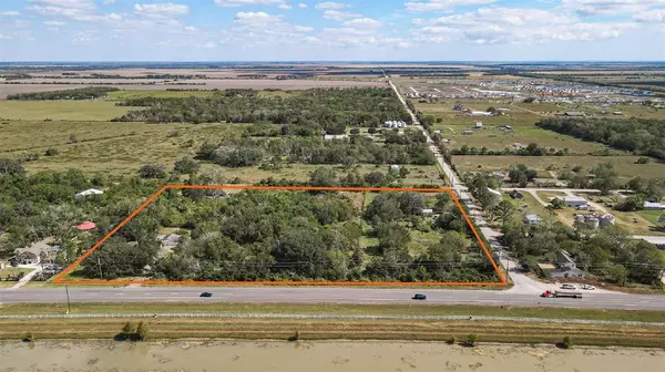 123 County Road 51, Rosharon, TX 77583