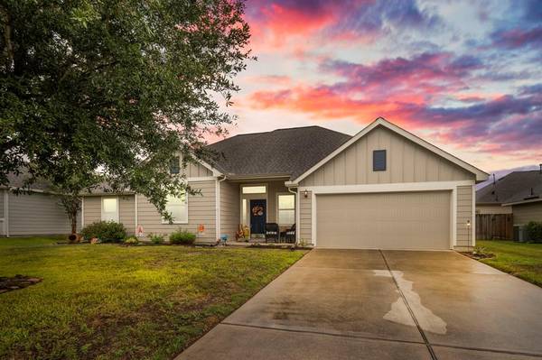 22306 Emerald Point LN, Tomball, TX 77375