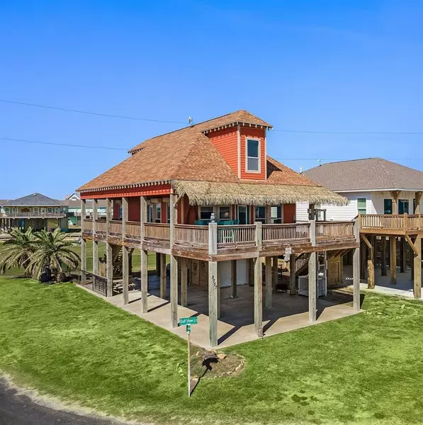 2757 Gulfview LN, Crystal Beach, TX 77650