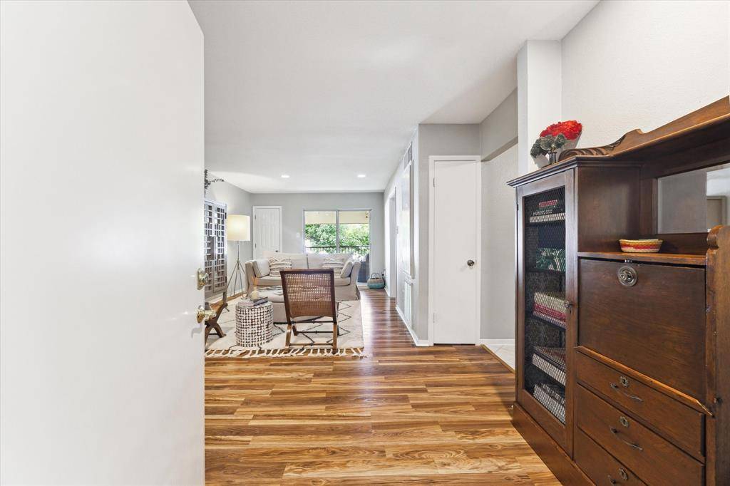 Houston, TX 77027,3131 Cummins ST #94