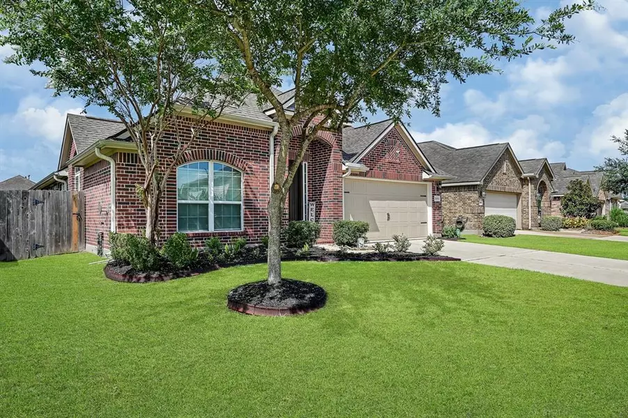 18306 Bridle Meadow LN, Tomball, TX 77377