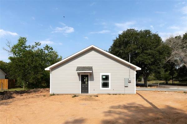 El Campo, TX 77437,908 Divide ST