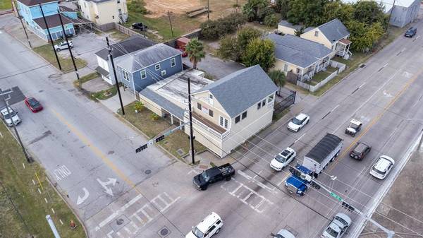 101 14th ST, Galveston, TX 77550