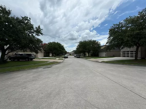 Houston, TX 77049,15511 Satsuma Point CT