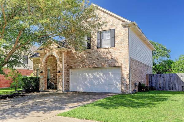 1113 Shadowbend ST, Pearland, TX 77581