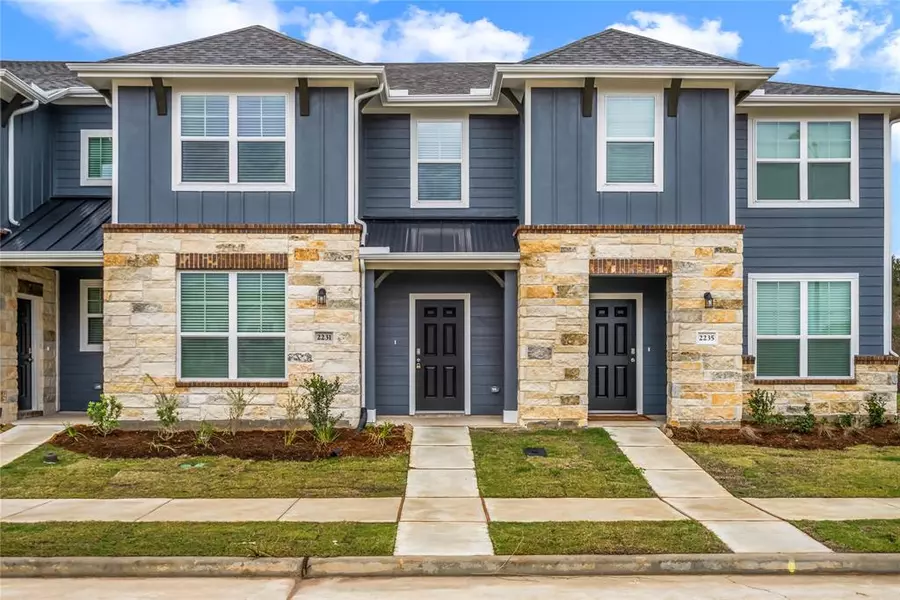 2231 Seven Oaks BLVD, Tomball, TX 77375