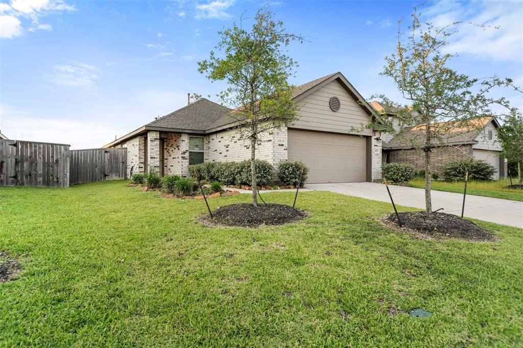 Rosharon, TX 77583,14519 Broadbury Pond RD