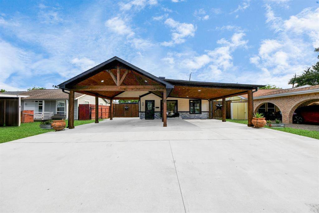 Pasadena, TX 77503,3013 Bond ST