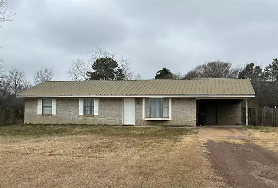 2035 County Road 1610, Crockett, TX 75835