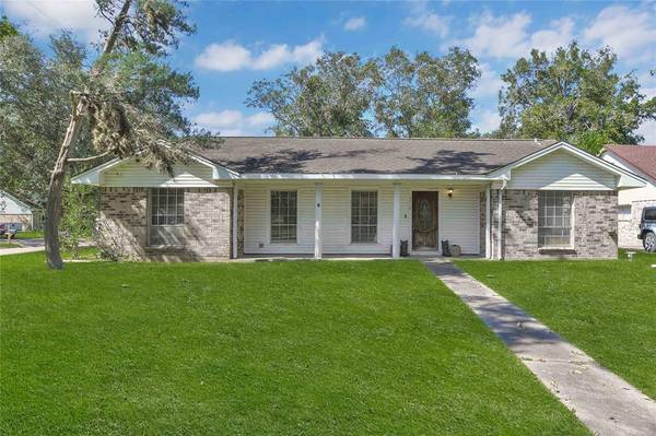 2218 Oboe TRL, League City, TX 77573