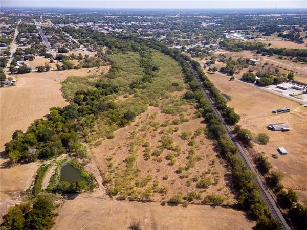 Giddings, TX 78942,28.139 Acres W Cuero Street