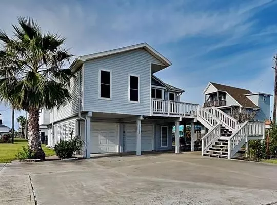 16700 Moby Dick, Jamaica Beach, TX 77554