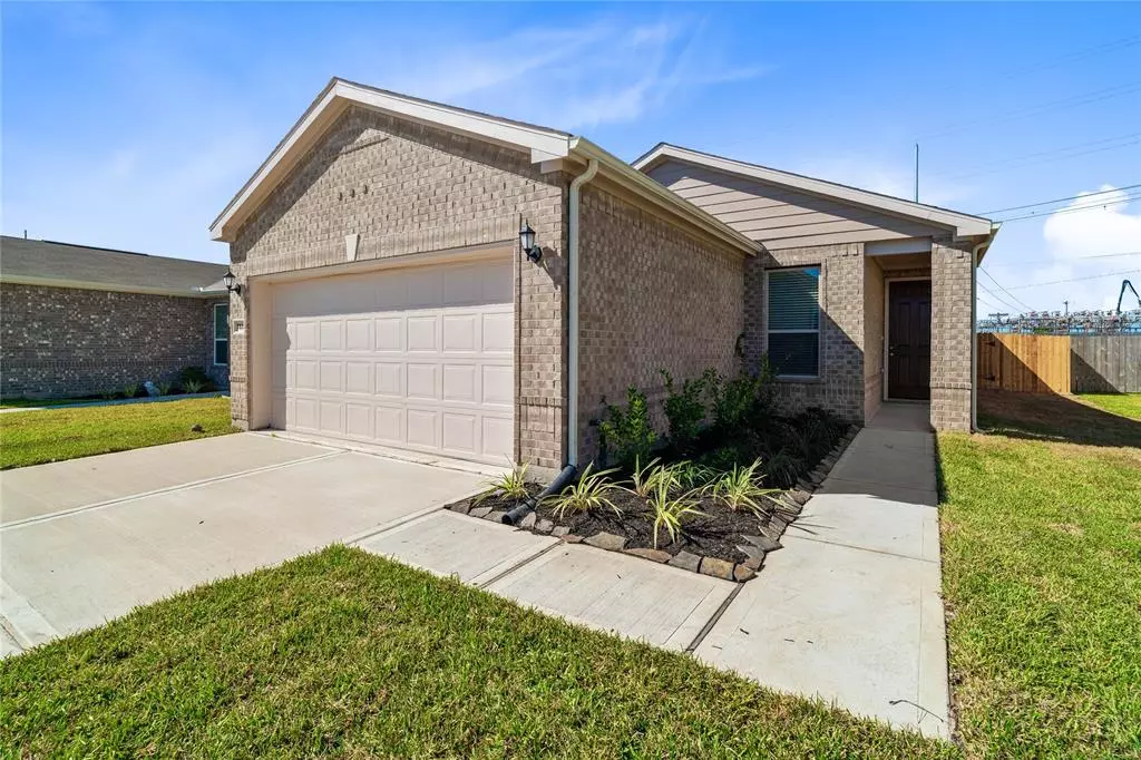 Texas City, TX 77591,7512 Luce Solare DR