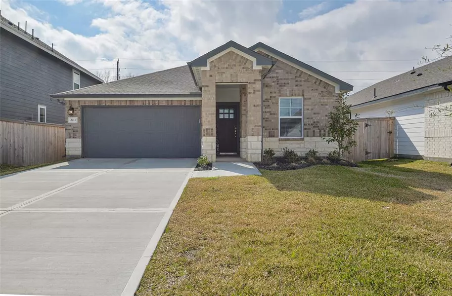 2711 Homestead Ranch LN, Crosby, TX 77532