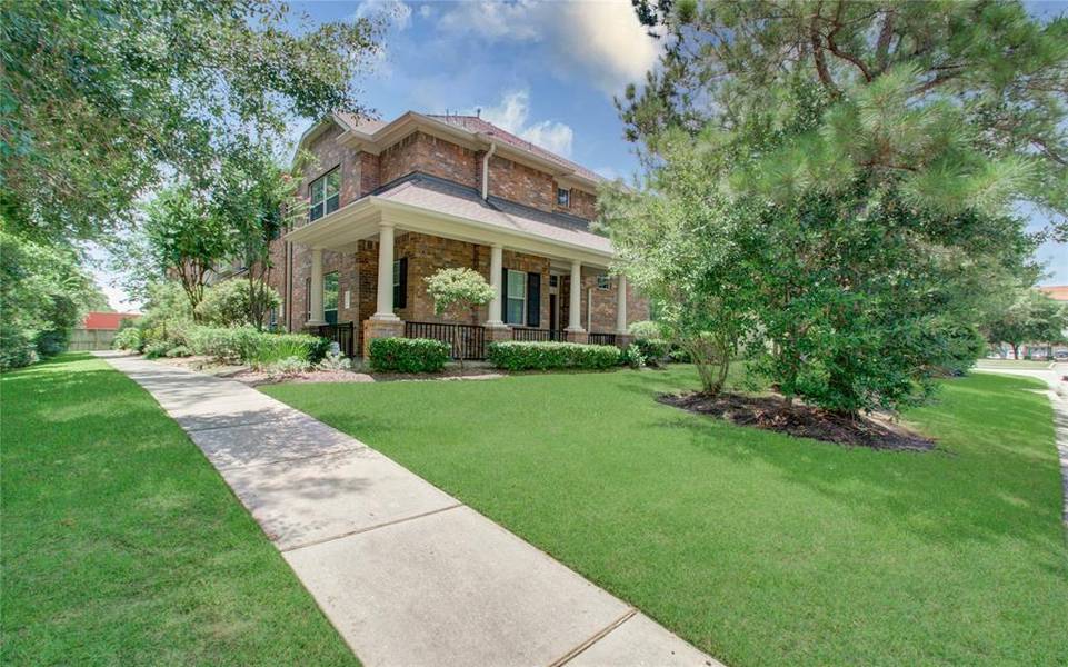 34 Aria LN, The Woodlands, TX 77382