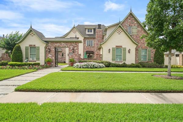 304 Terra Nova CT, Friendswood, TX 77546