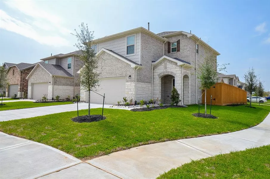 1071 Greenshank DR, Katy, TX 77493