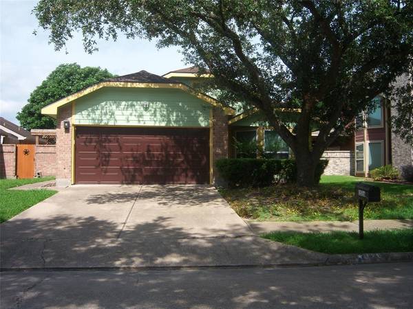 1526 Bradney DR, Houston, TX 77077