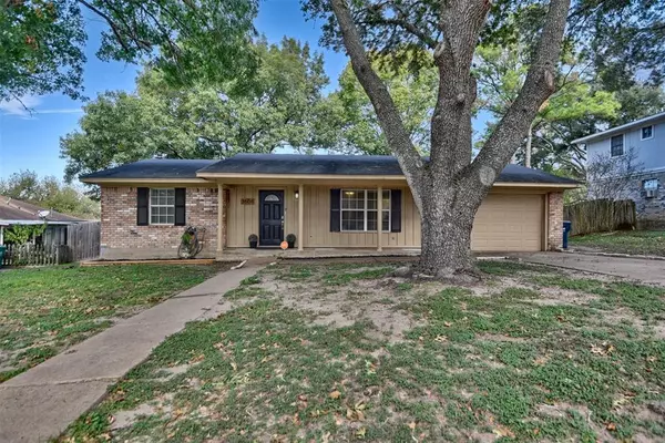 Brenham, TX 77833,1604 Eldon ST