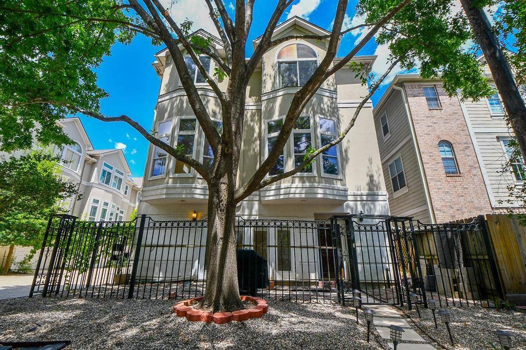 1025 Marconi ST, Houston, TX 77019