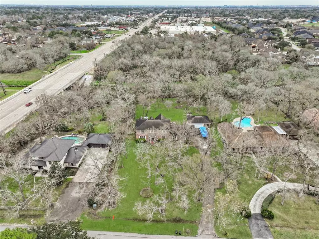 Friendswood, TX 77546,903 Layfair PL