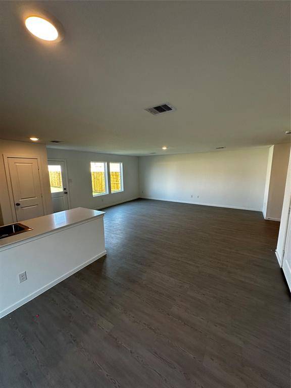 Katy, TX 77493,6875 Flowering Ginger LN