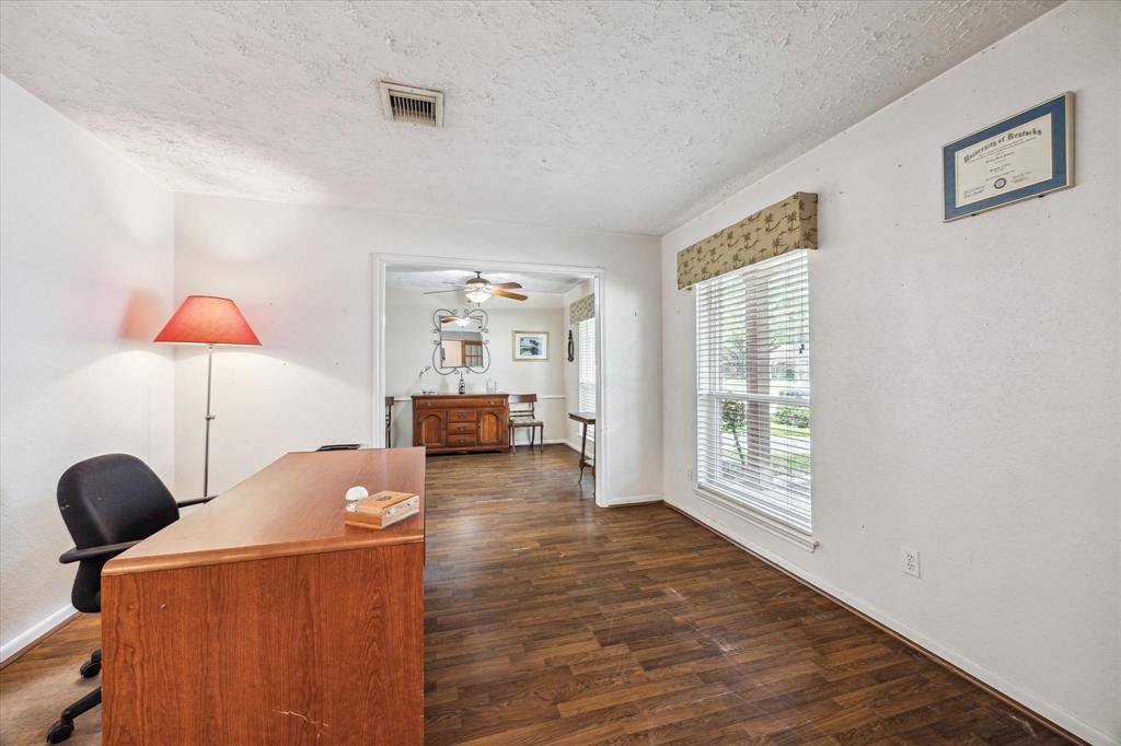Houston, TX 77092,5615 Arbor Vitae DR