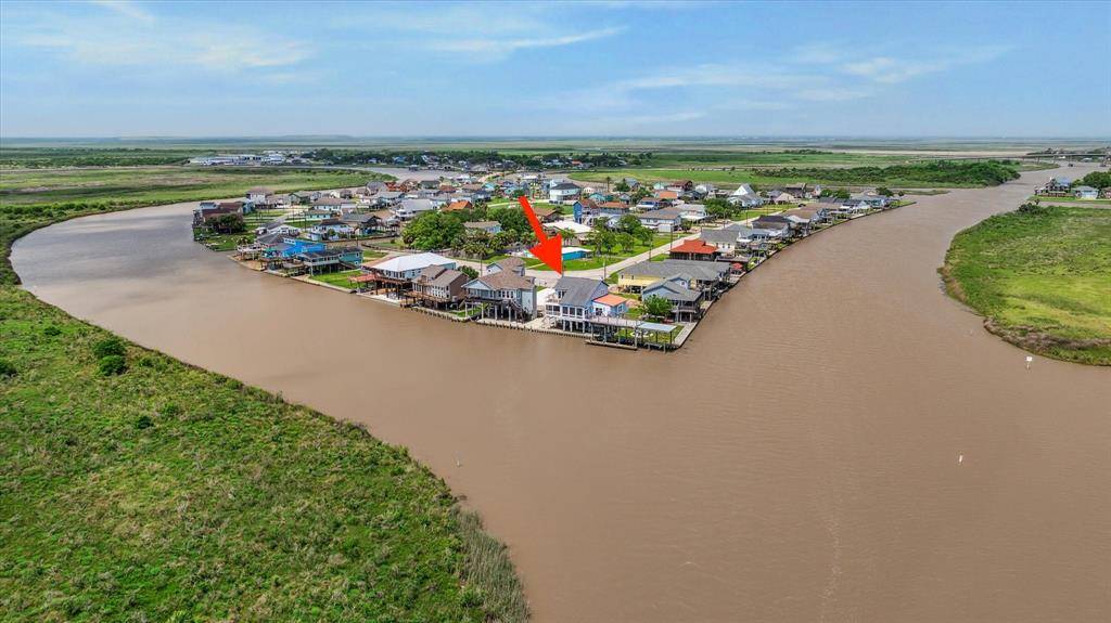 Freeport, TX 77541,395 Redfish DR