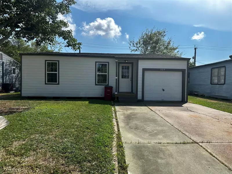 319 W 8 TH ST, Freeport, TX 77541