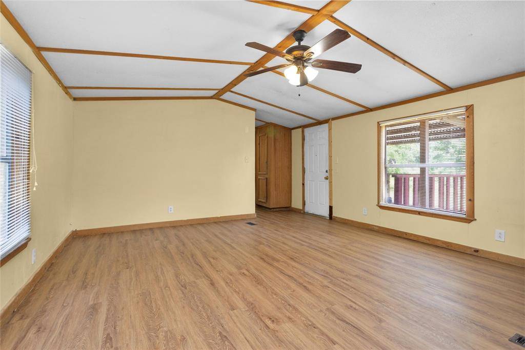 Shepherd, TX 77371,1001 County Line Road B RD #B