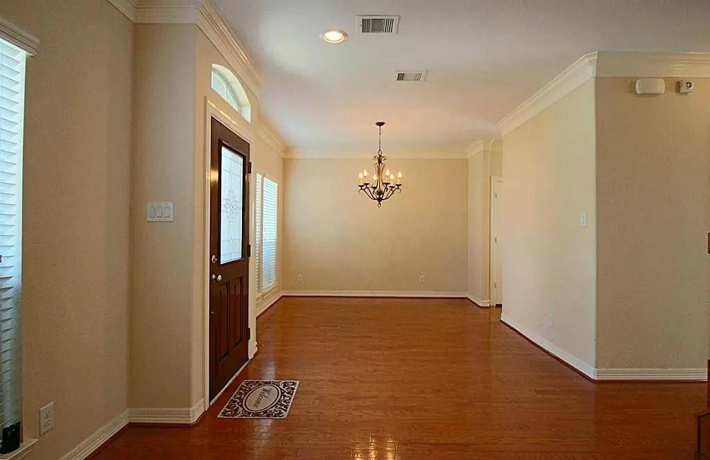 Houston, TX 77025,3518 Clearview CIR