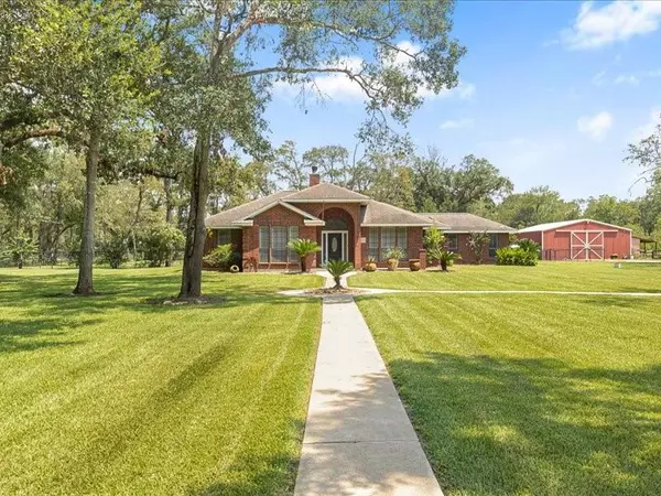 13327 E Brazos Bend DR, Needville, TX 77461