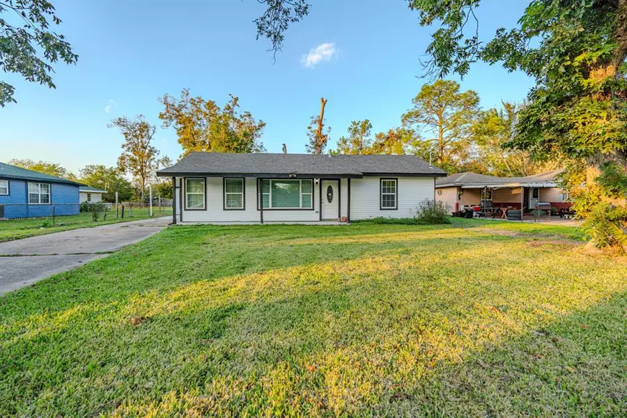 5107 Sycamore AVE, Pasadena, TX 77503