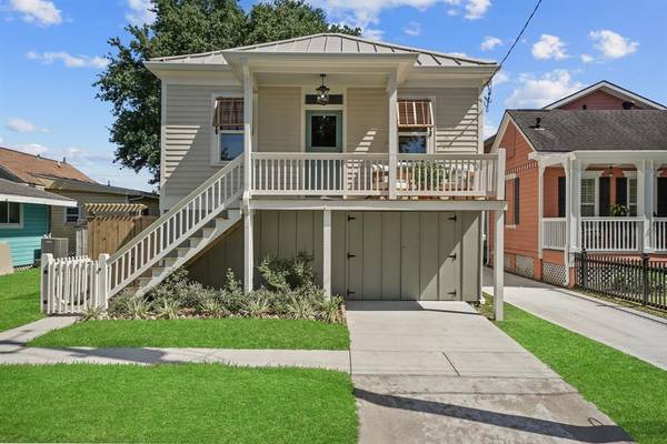 3705 Avenue K, Galveston, TX 77550