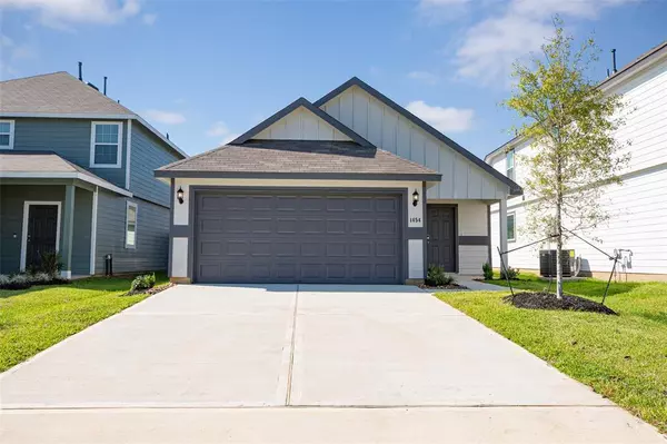 1454 Mount Bassie TRL, Conroe, TX 77301