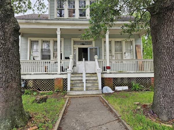 3520 Avenue K, Galveston, TX 77550