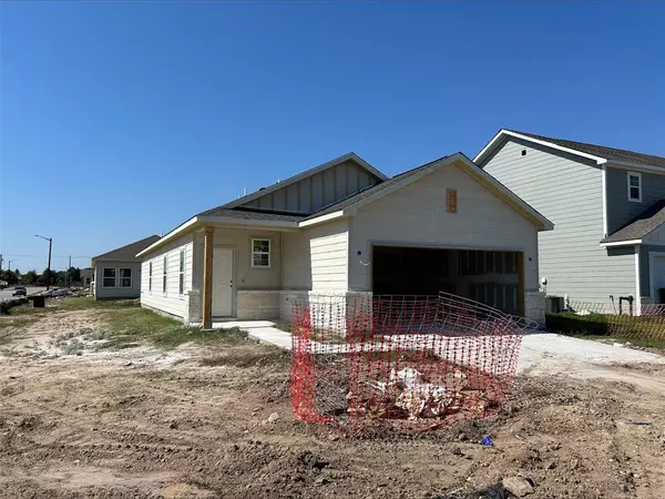 Bryan, TX 77807,5592 Fox Bluff DR