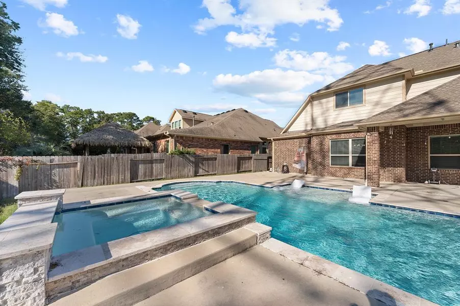 12955 Lake Parc Bend DR, Cypress, TX 77429