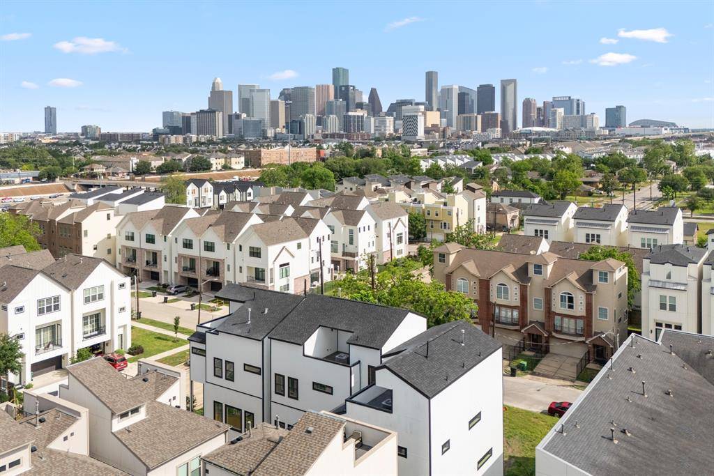 Houston, TX 77004,3407 Hutchins ST