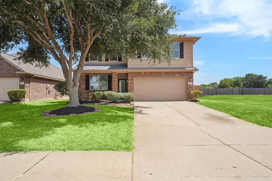 4611 Monarch Blue LN, Fresno, TX 77545