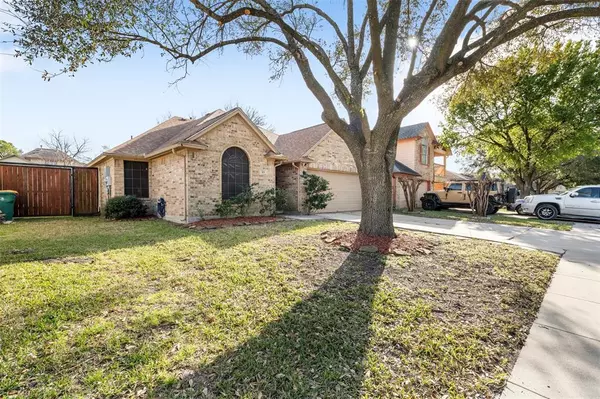 Pasadena, TX 77502,315 Bluebird LN