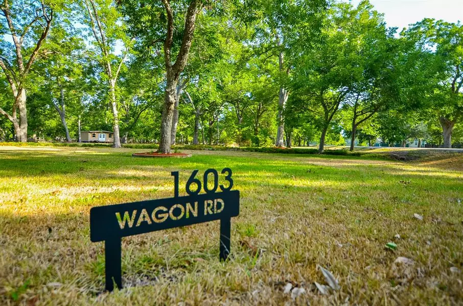 1603 Wagon RD, Simonton, TX 77485