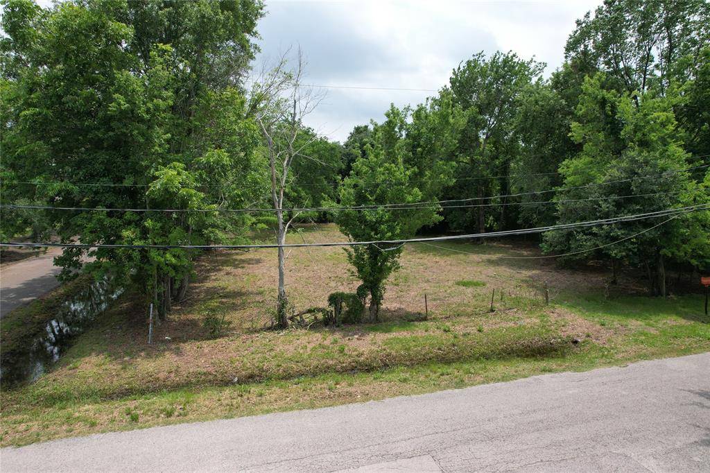 Beaumont, TX 77701,1098 Fulton ST