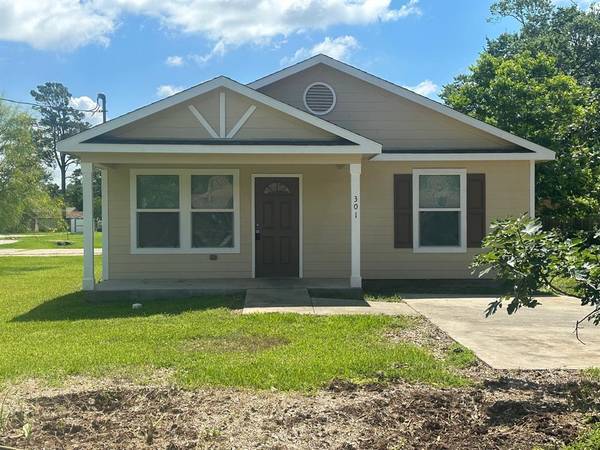 301 Billington ST,  Clute,  TX 77531