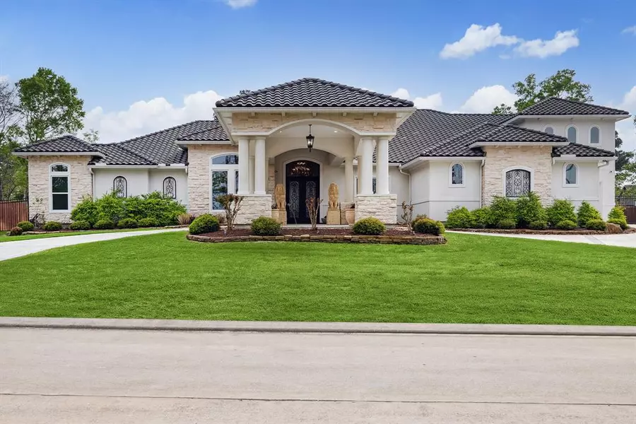 61 Kings Lake Estates BLVD, Humble, TX 77346