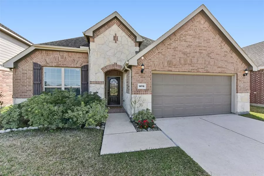 19715 Eleanor Meadow LN, Cypress, TX 77429