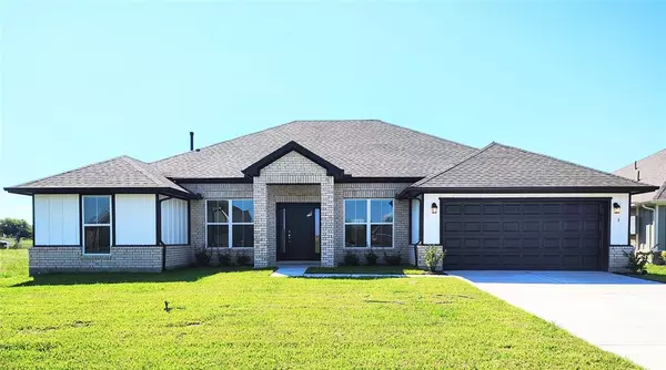 3 Keystone CT, Angleton, TX 77515