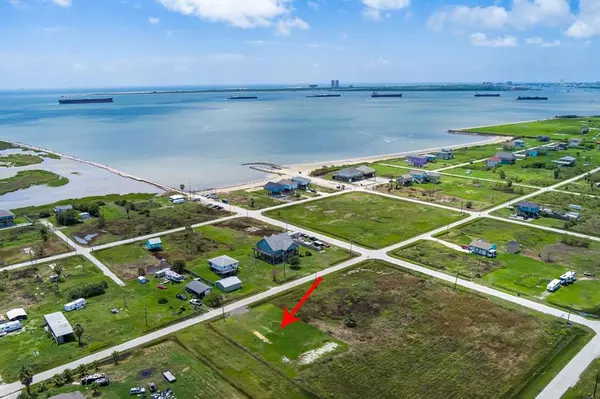 1723 Front AVE, Port Bolivar, TX 77650